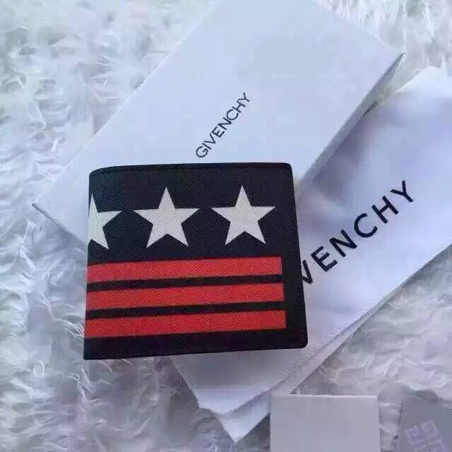 個性的なデザ 人気ブランドGivenchy 実物の写真 N品スーパーコピー代引き対応国内発送後払い安全必ず届く優良サイト